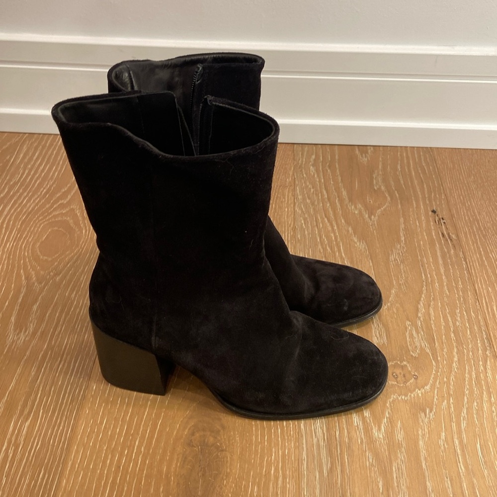 Marise Leather Block-Heel Booties
Pedro Garcia